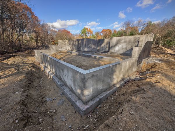 Foundation Wall Pouring in Saint Charles