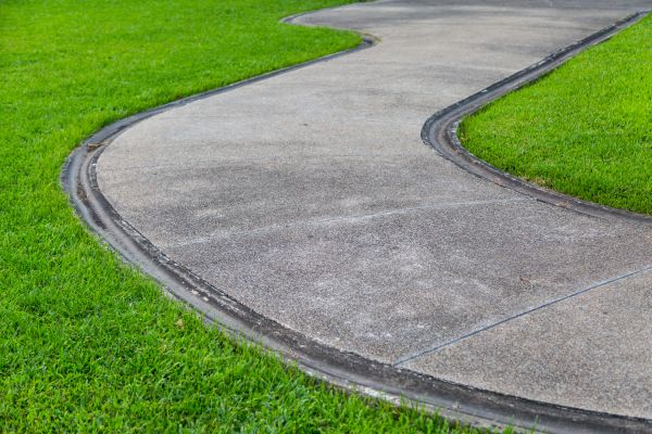 Concrete Sidewalk Construction in Saint Charles