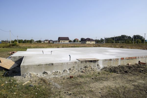Barn Slab Installation in Saint Charles