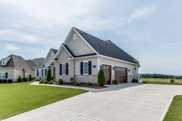 Driveway And Walkway Service in Saint Charles