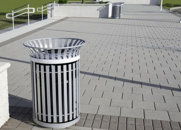 Courtyard Pavement Service in Saint Charles